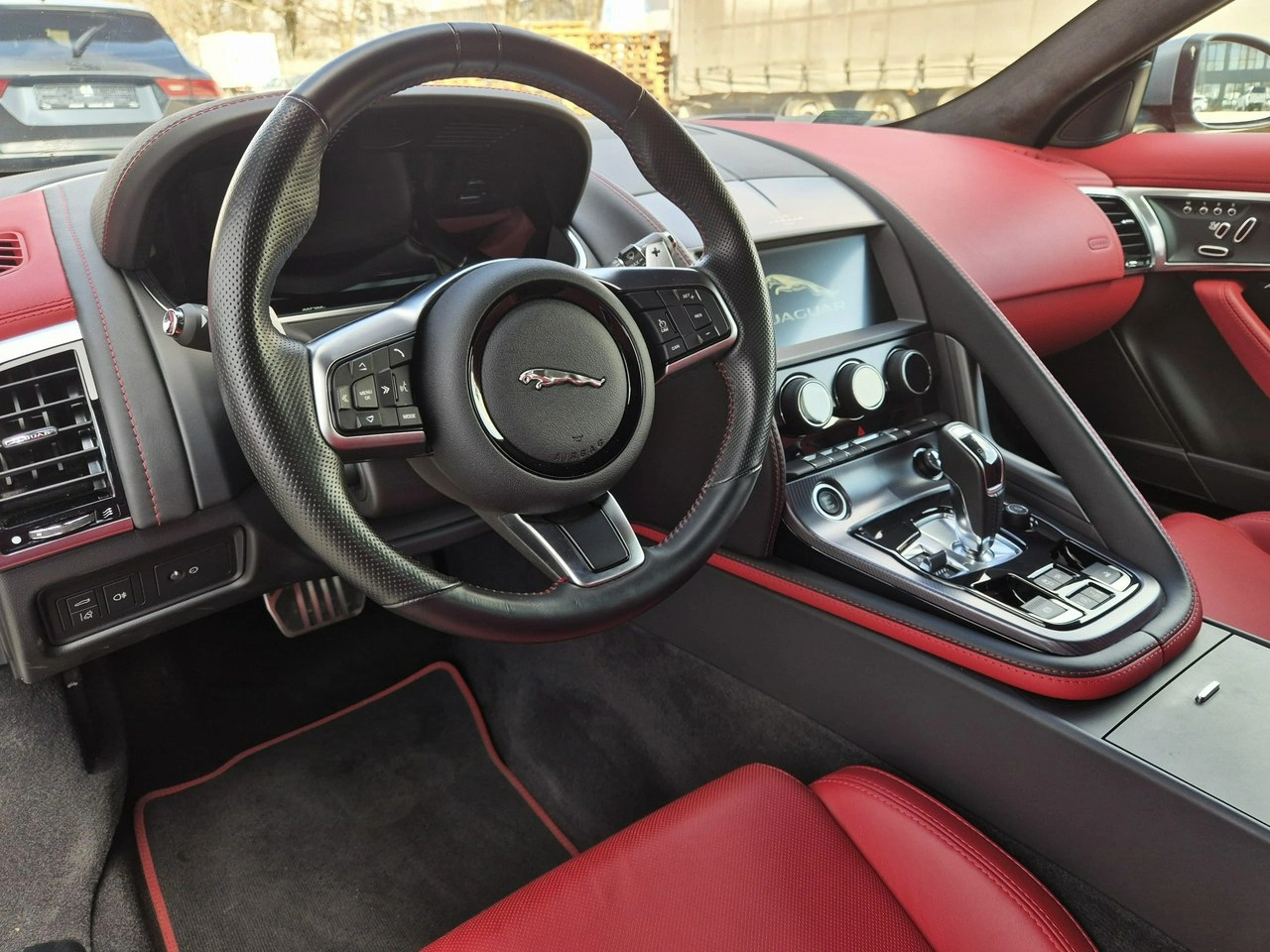 Jaguar F-Type - Zdjęcie 23