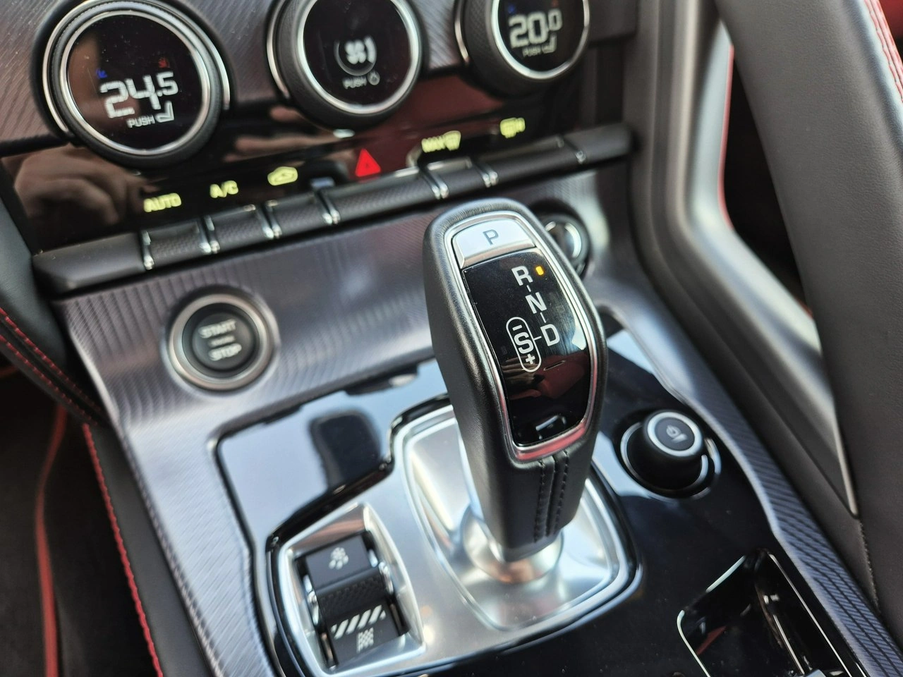 Jaguar F-Type - Zdjęcie 31