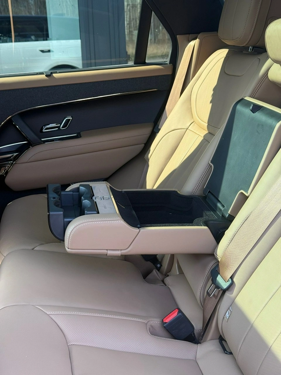 Land Rover Range Rover Sport - Zdjęcie 25