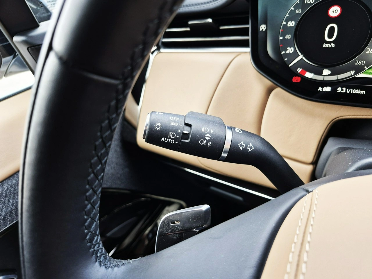 Land Rover Range Rover Sport - Zdjęcie 32