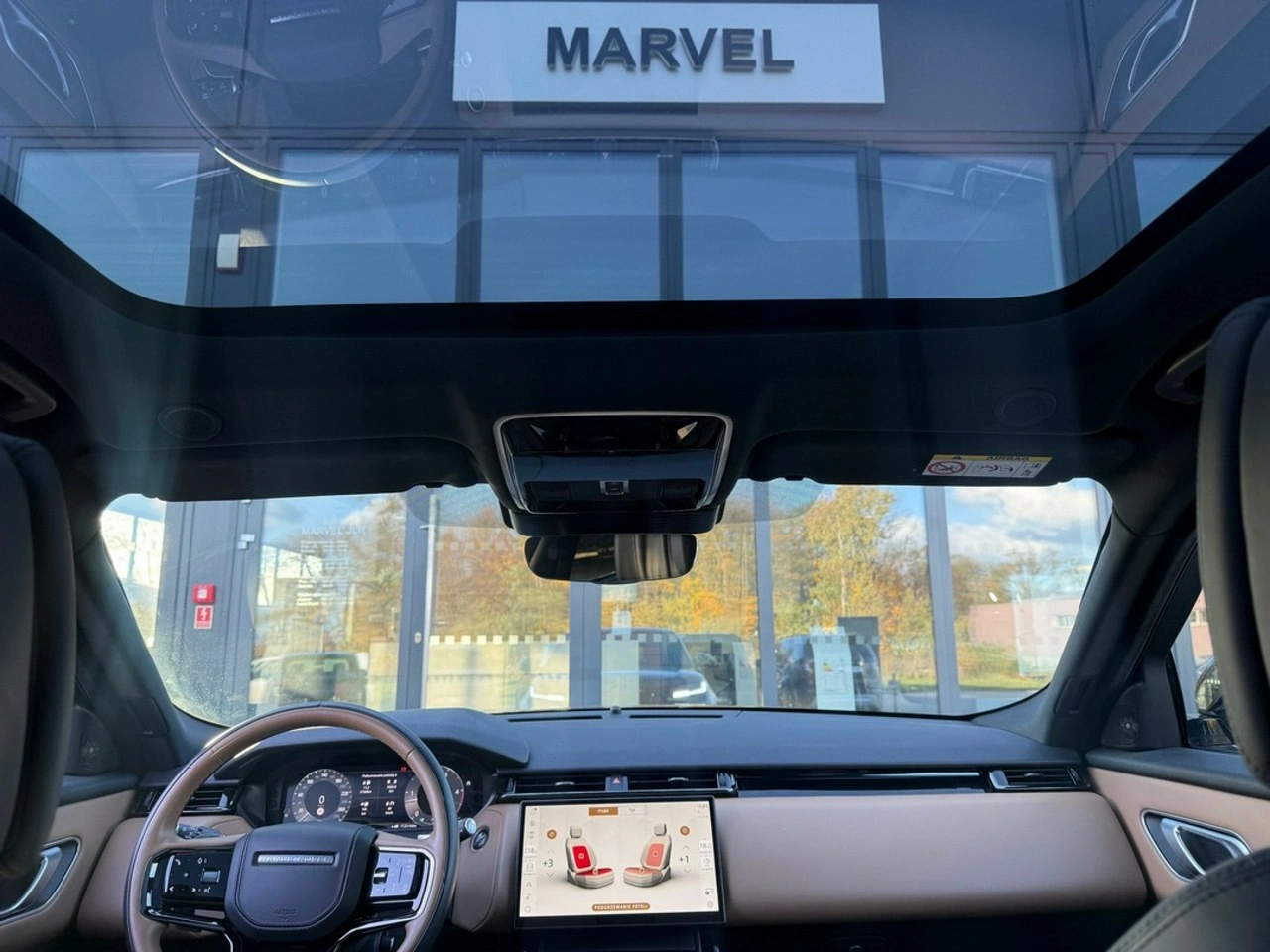 Land Rover Range Rover Velar - Zdjęcie 13