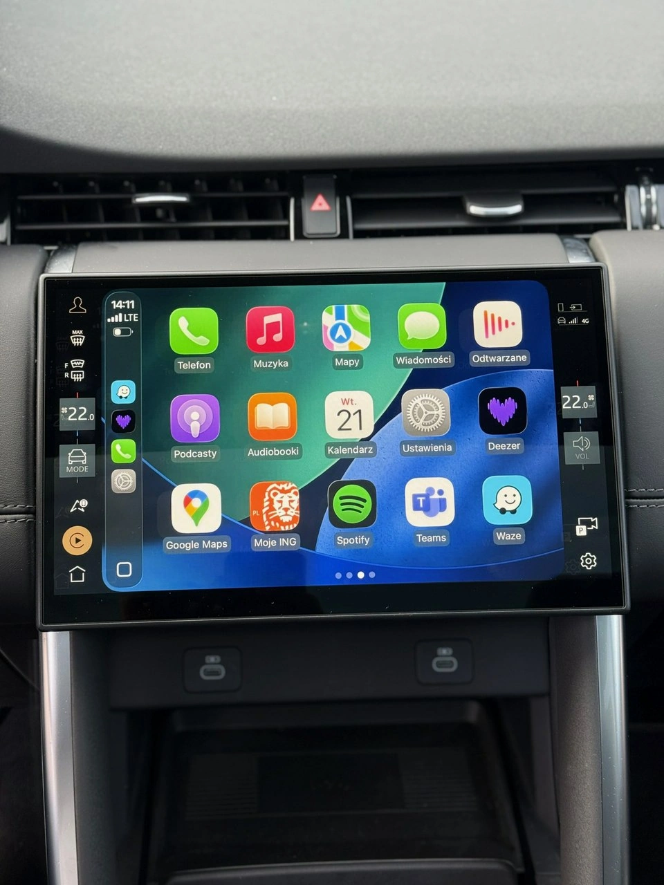 Land Rover Discovery Sport - Zdjęcie 16