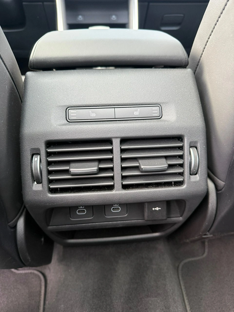 Land Rover Discovery Sport - Zdjęcie 19