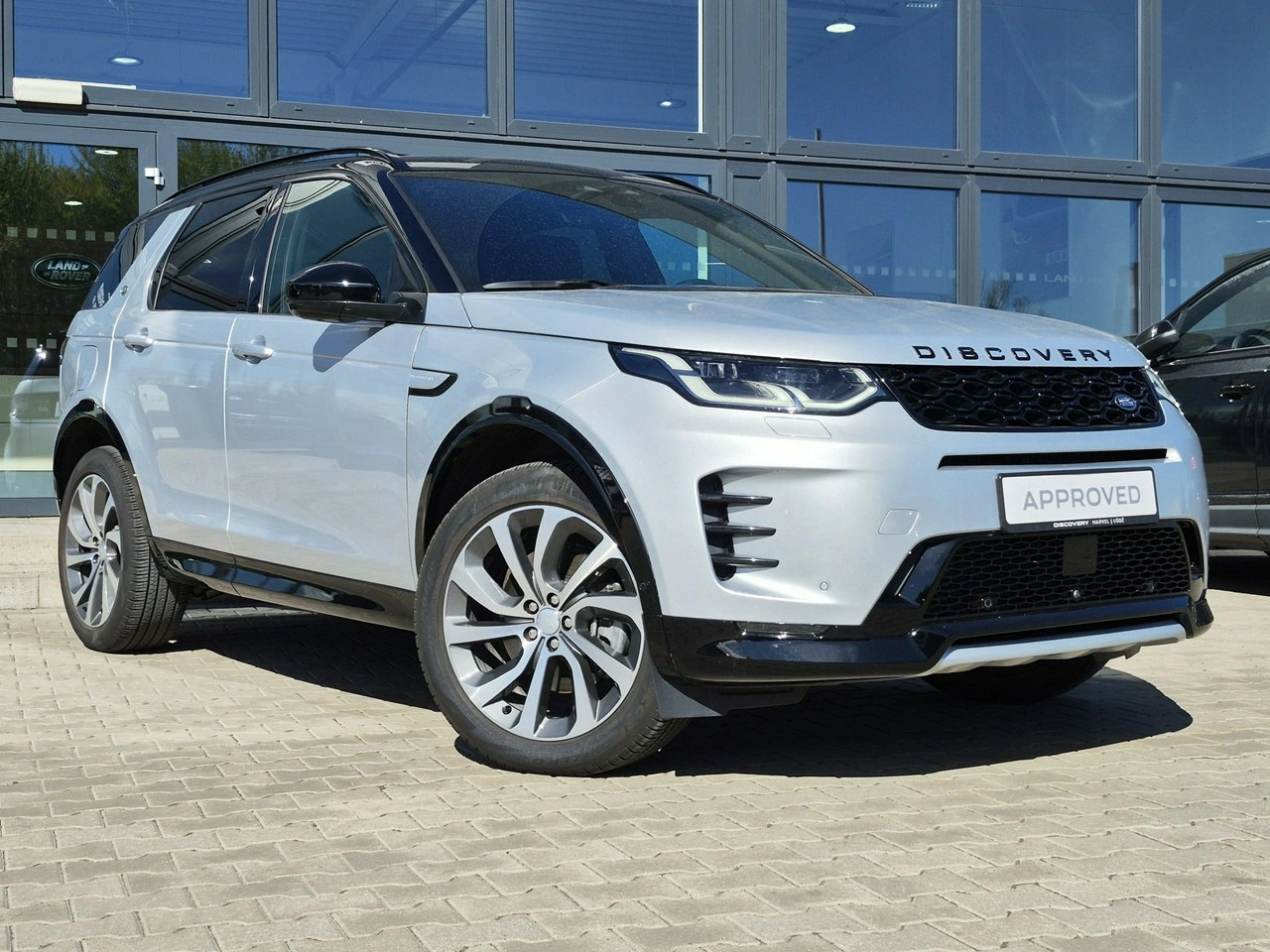 Land Rover Discovery Sport - Zdjęcie 3