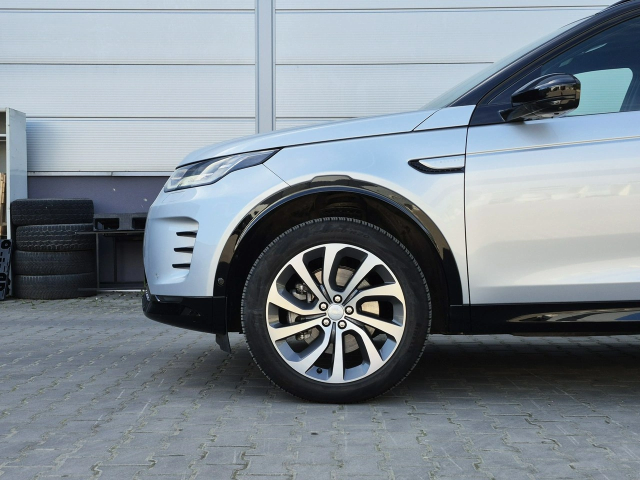 Land Rover Discovery Sport - Zdjęcie 5