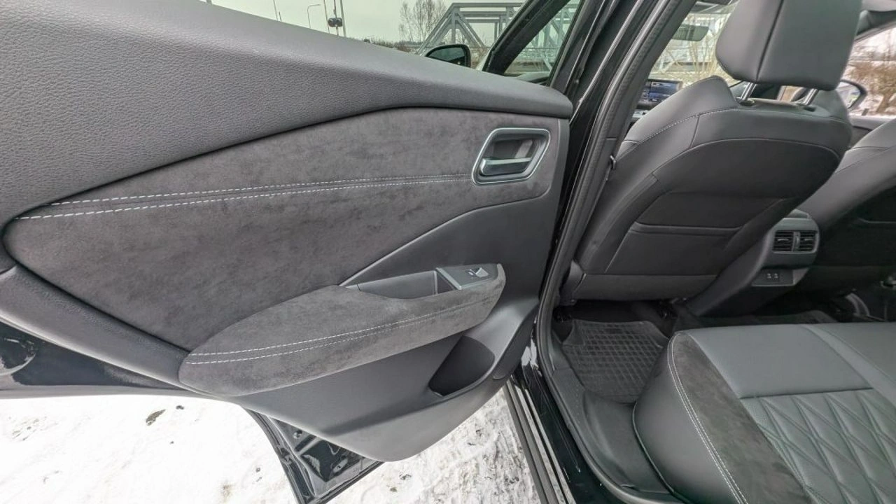 Nissan Qashqai - Zdjęcie 17