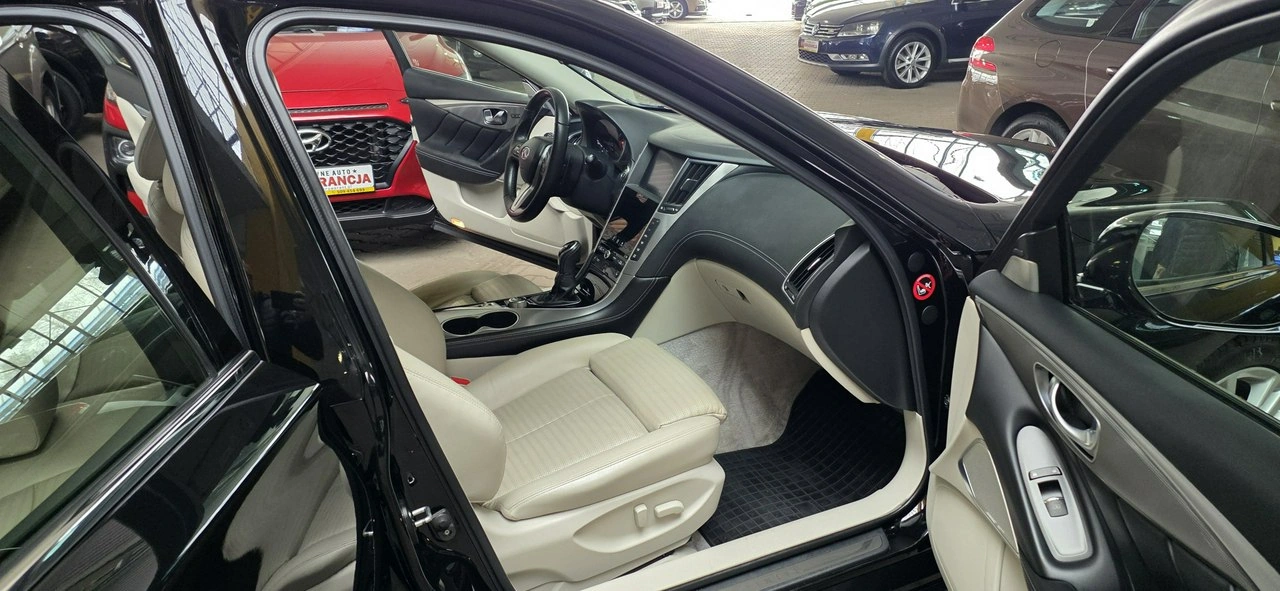 Infiniti Q50 - Zdjęcie 17
