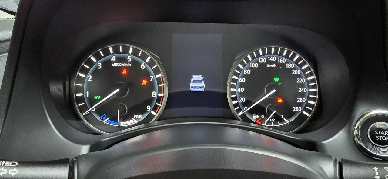 Infiniti Q50 - Zdjęcie 22