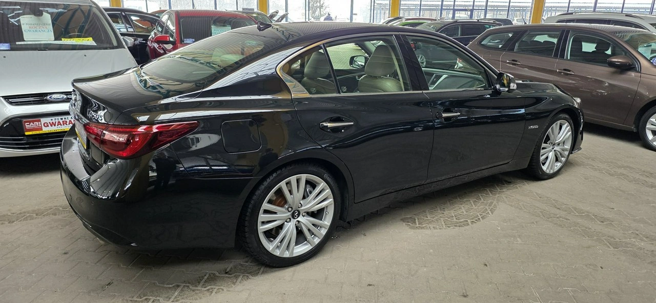 Infiniti Q50 - Zdjęcie 9