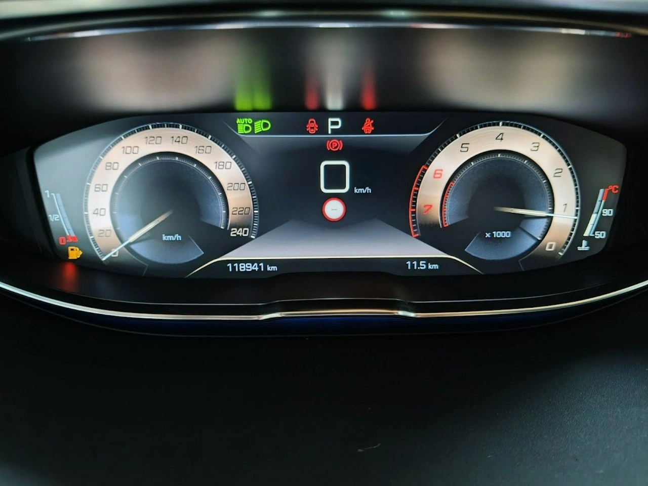 Peugeot 5008 - Zdjęcie 24