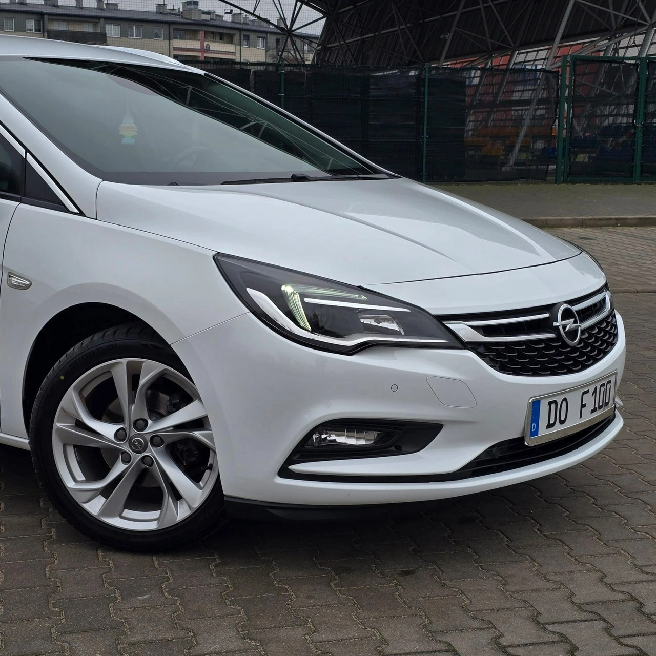 Opel Astra - Zdjęcie 9