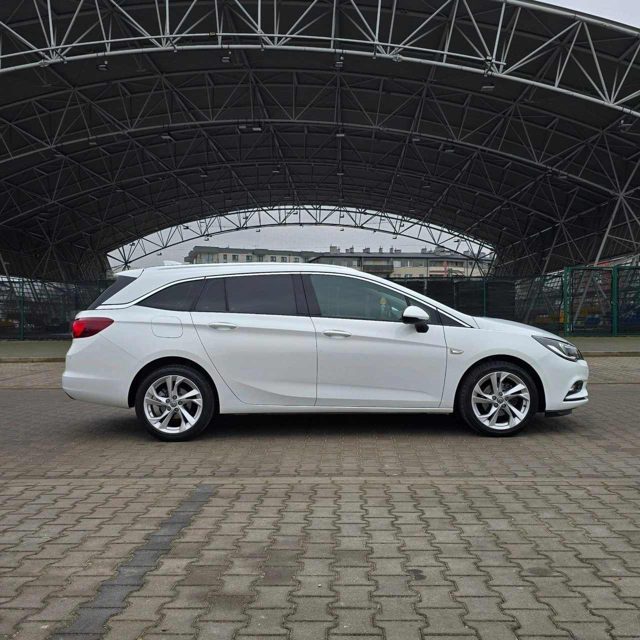 Opel Astra - Zdjęcie 17