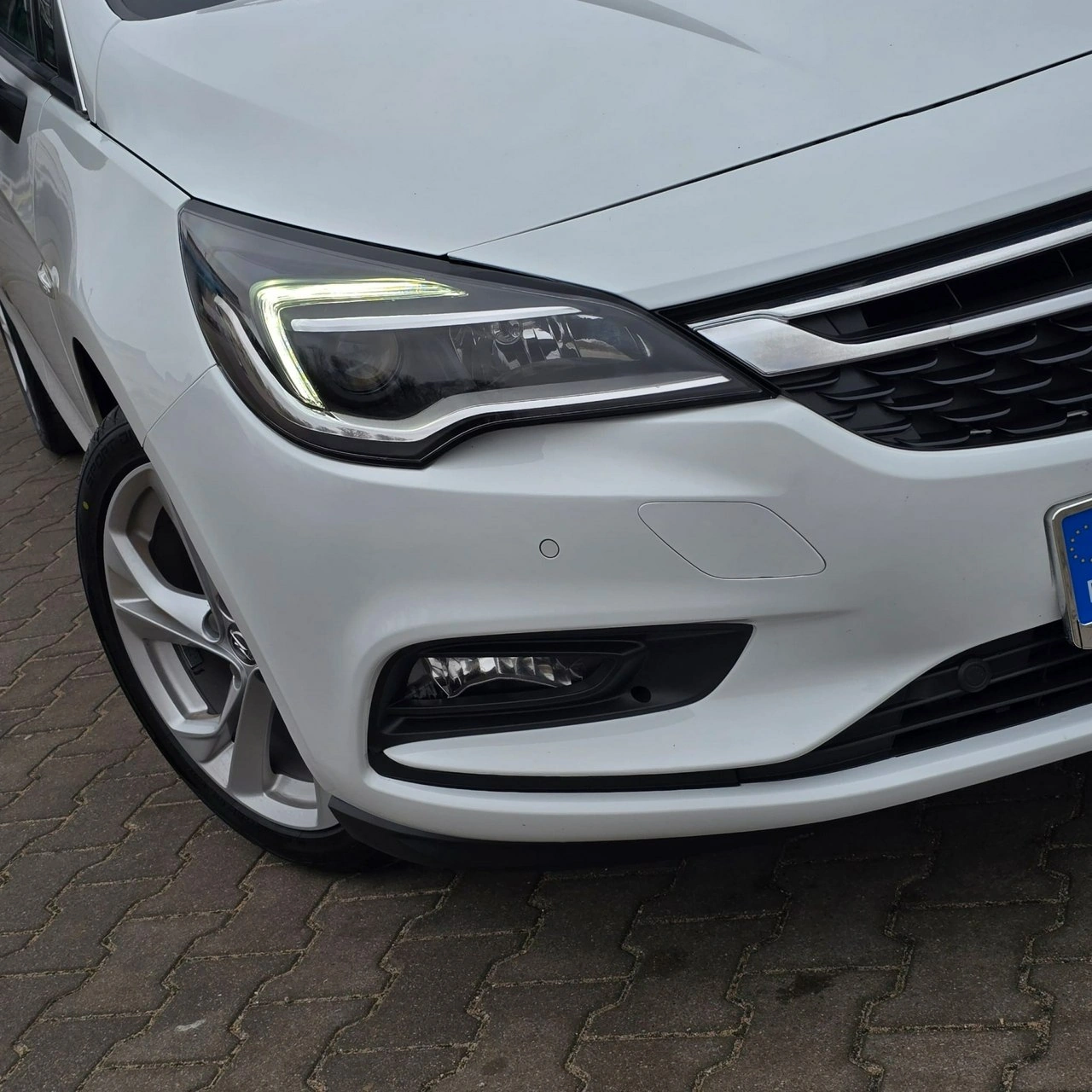 Opel Astra - Zdjęcie 18