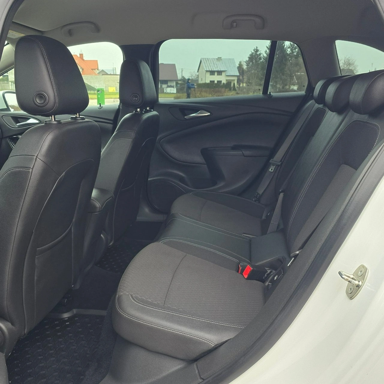 Opel Astra - Zdjęcie 41