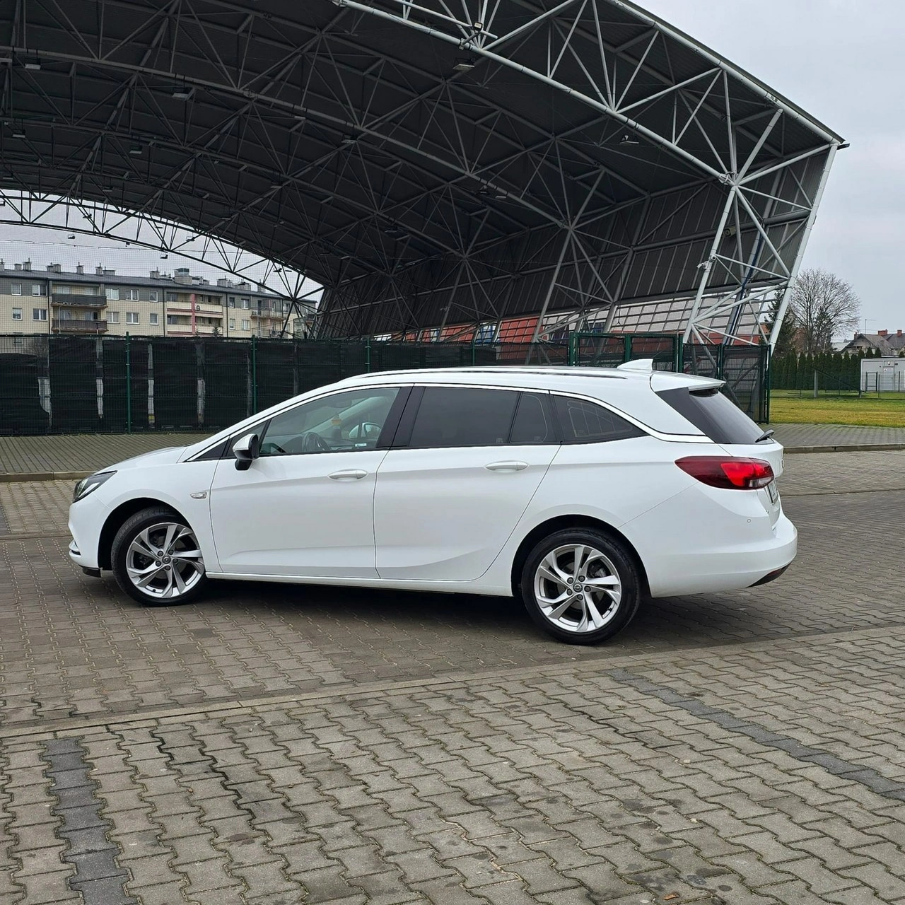 Opel Astra - Zdjęcie 4