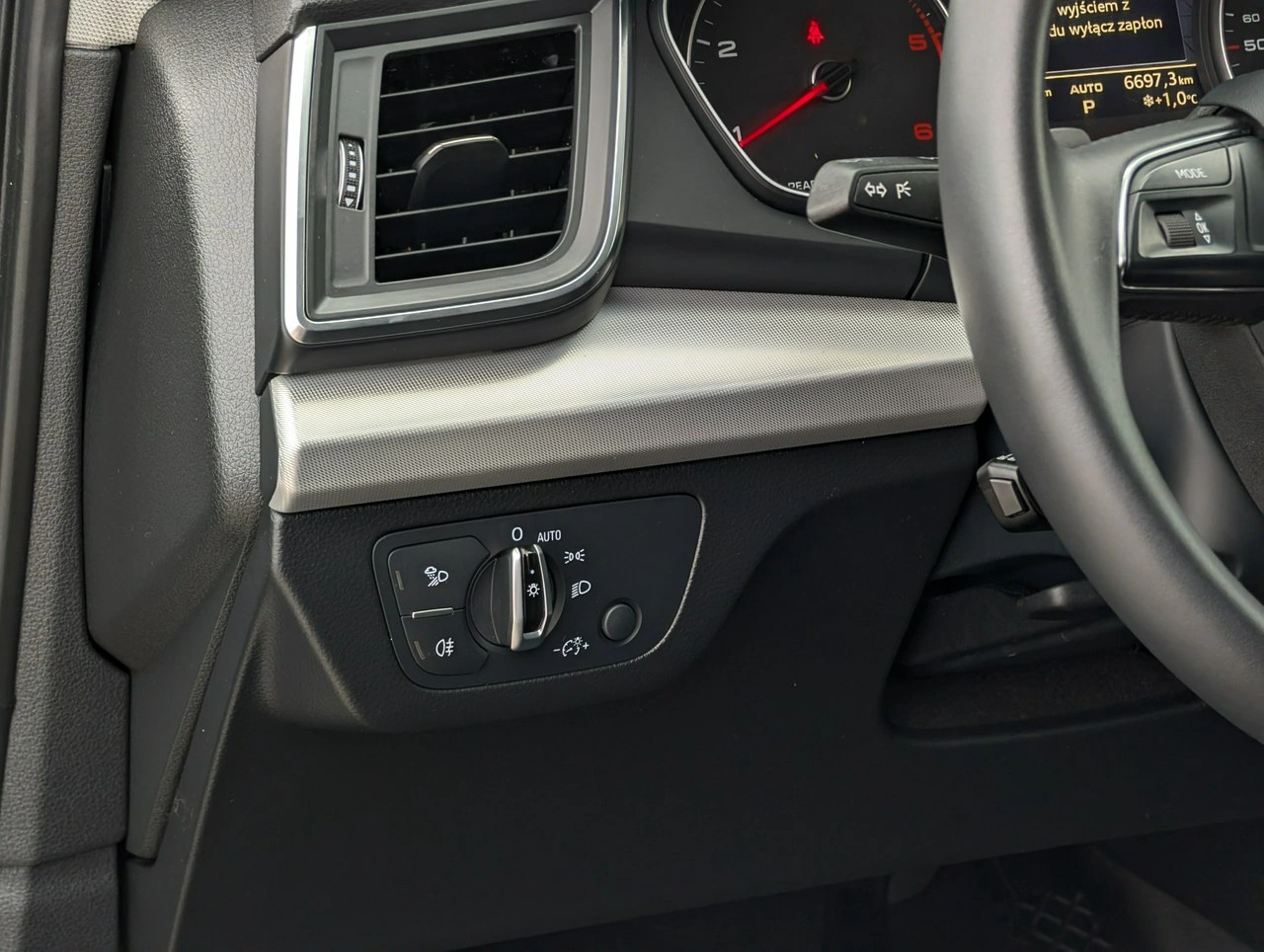 Audi Q5 - Zdjęcie 14