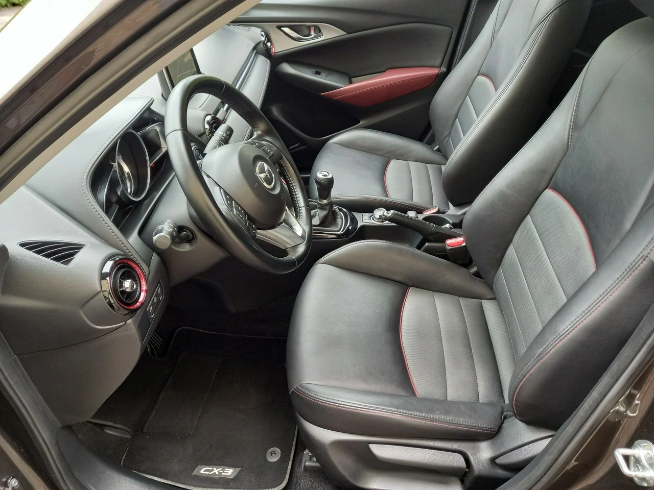 Mazda CX-3 - Zdjęcie 29