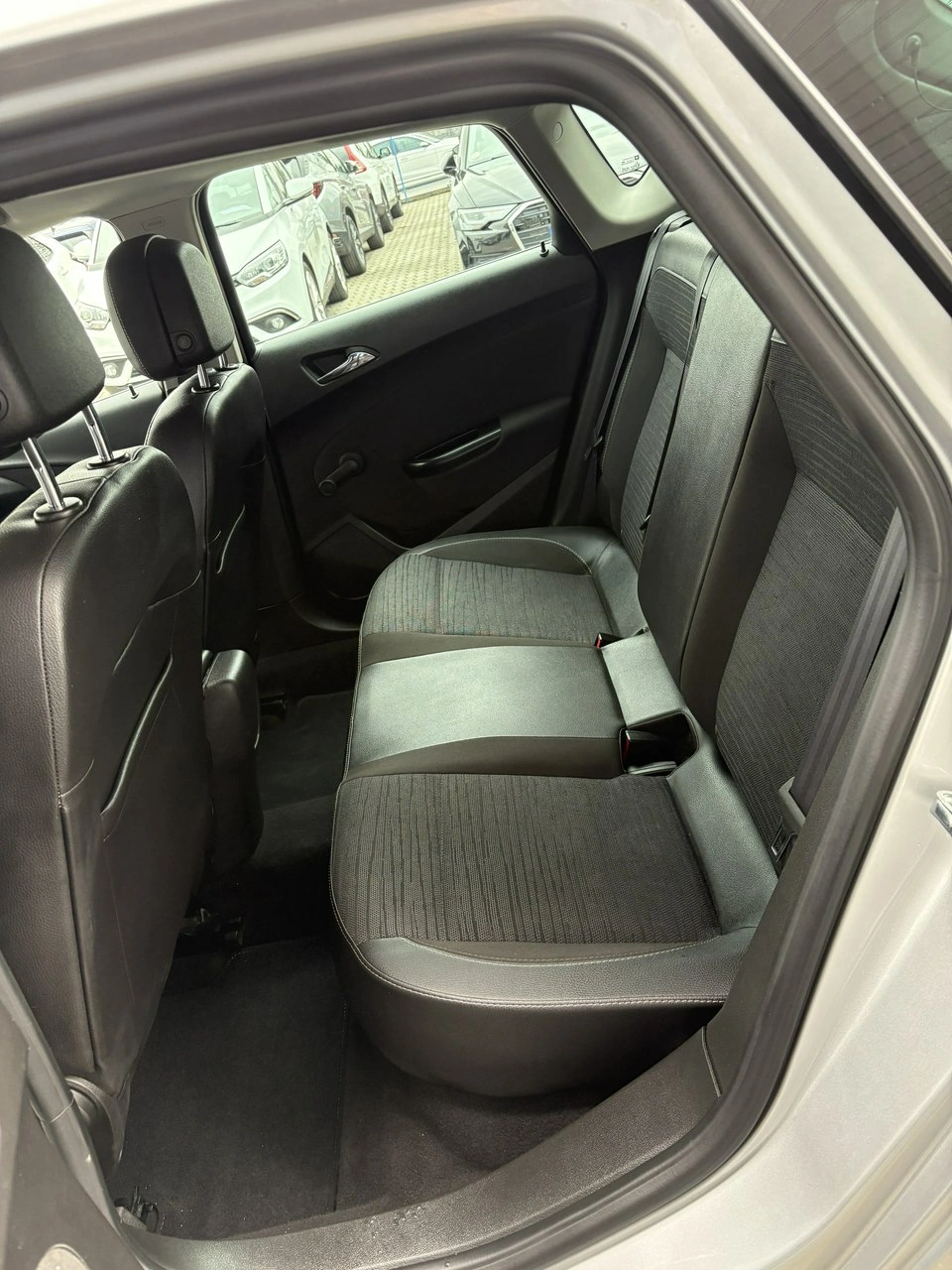 Opel Astra - Zdjęcie 12