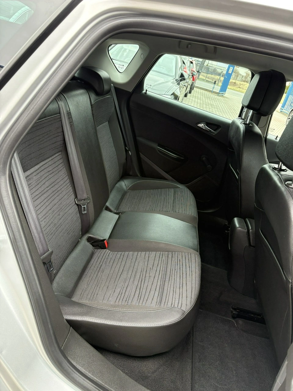 Opel Astra - Zdjęcie 13