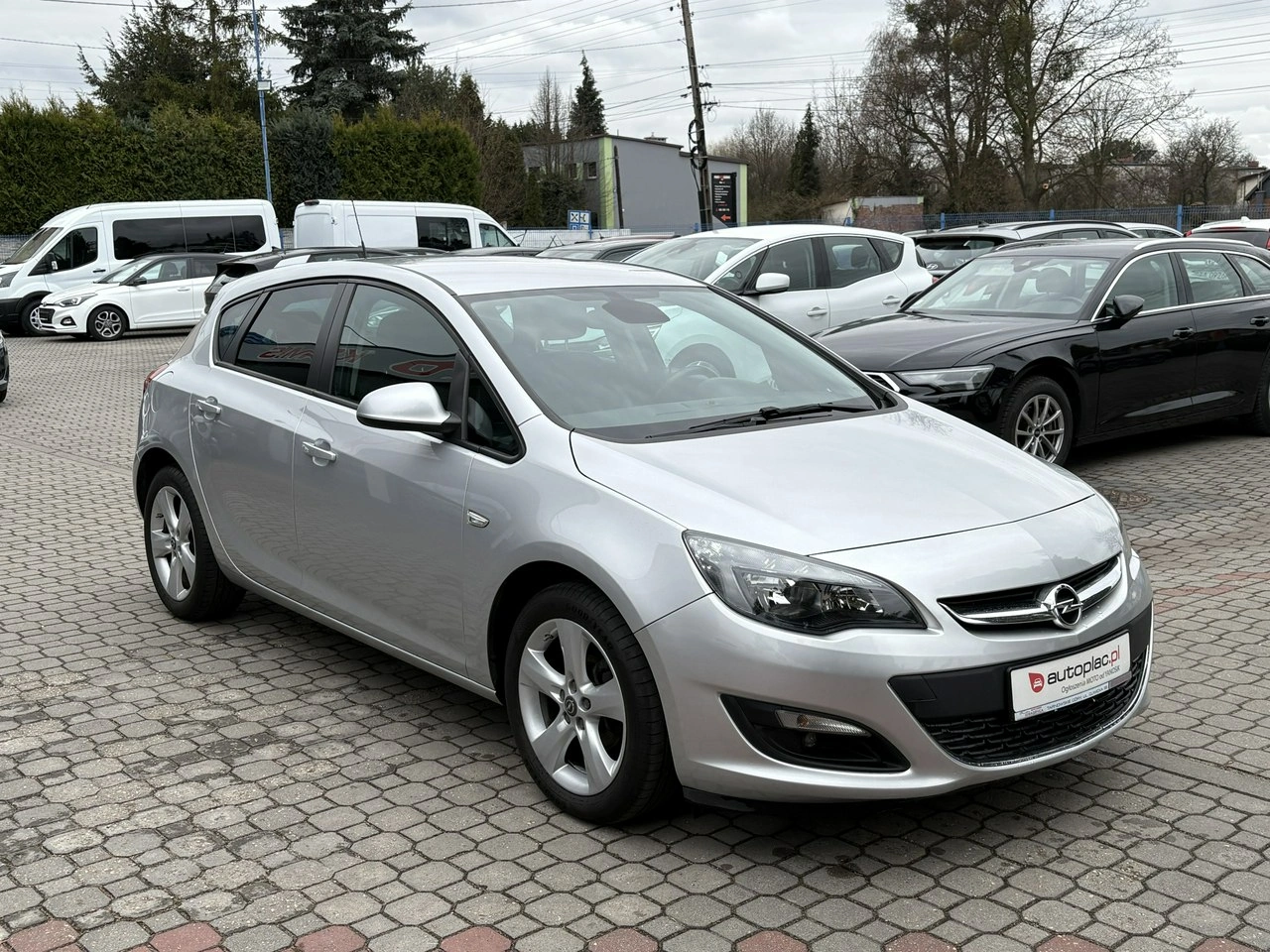 Opel Astra - Zdjęcie 2