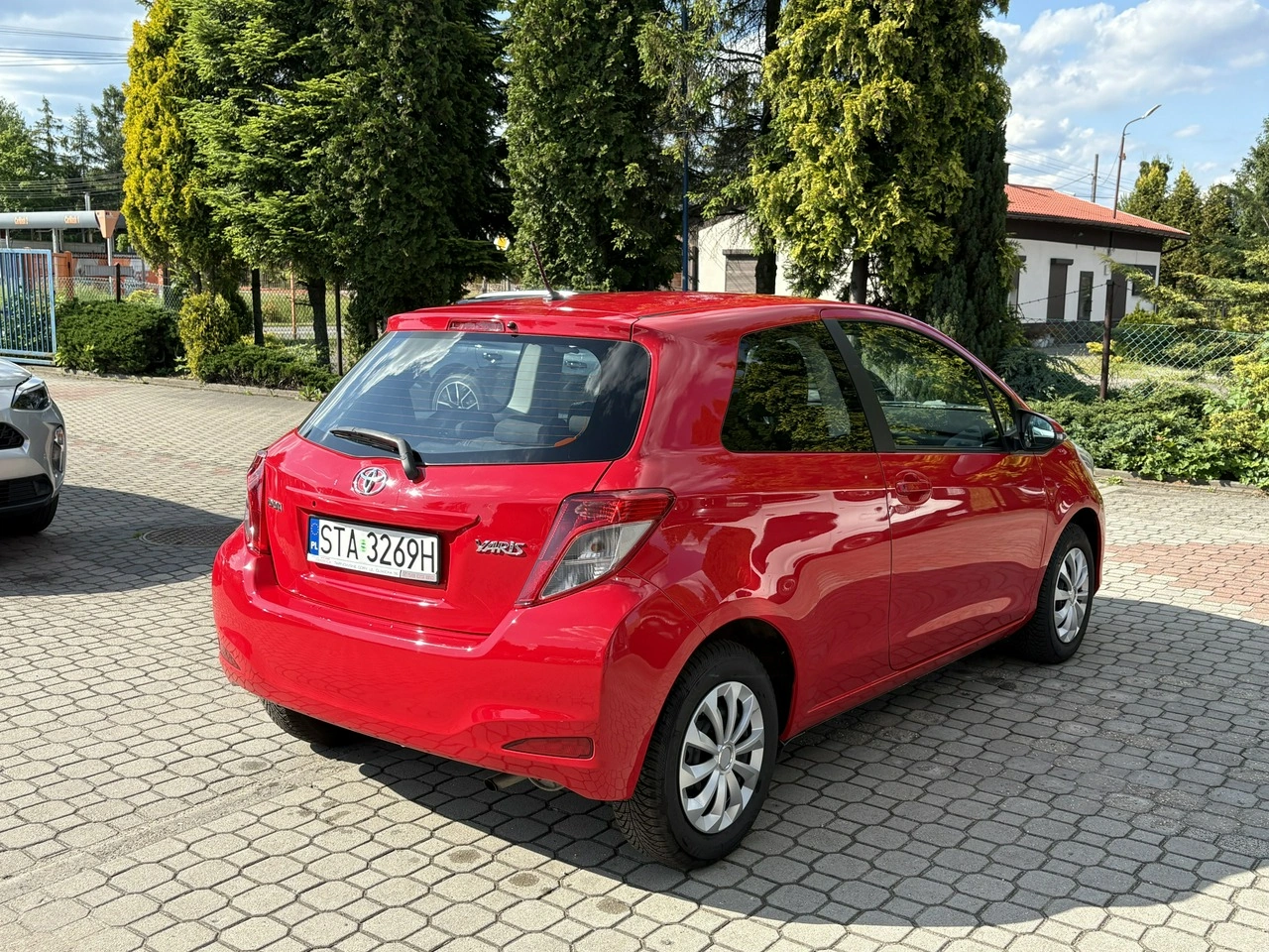 Toyota Yaris - Zdjęcie 4