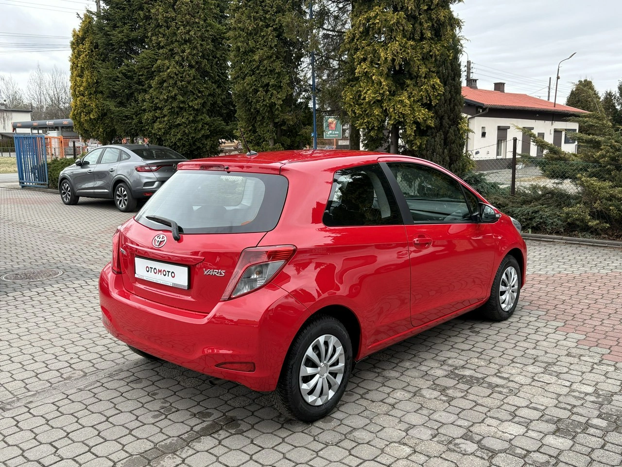Toyota Yaris - Zdjęcie 4