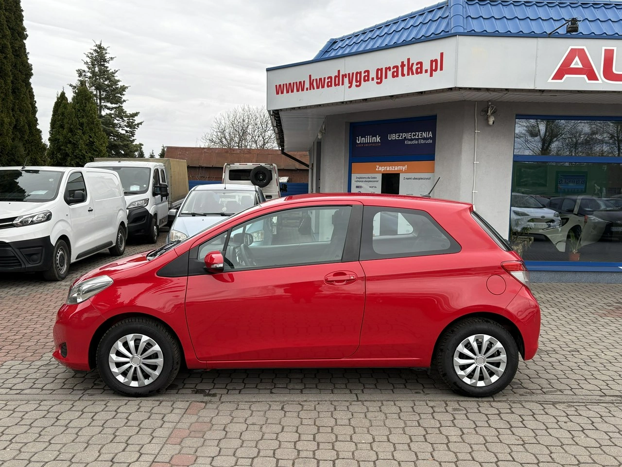 Toyota Yaris - Zdjęcie 7