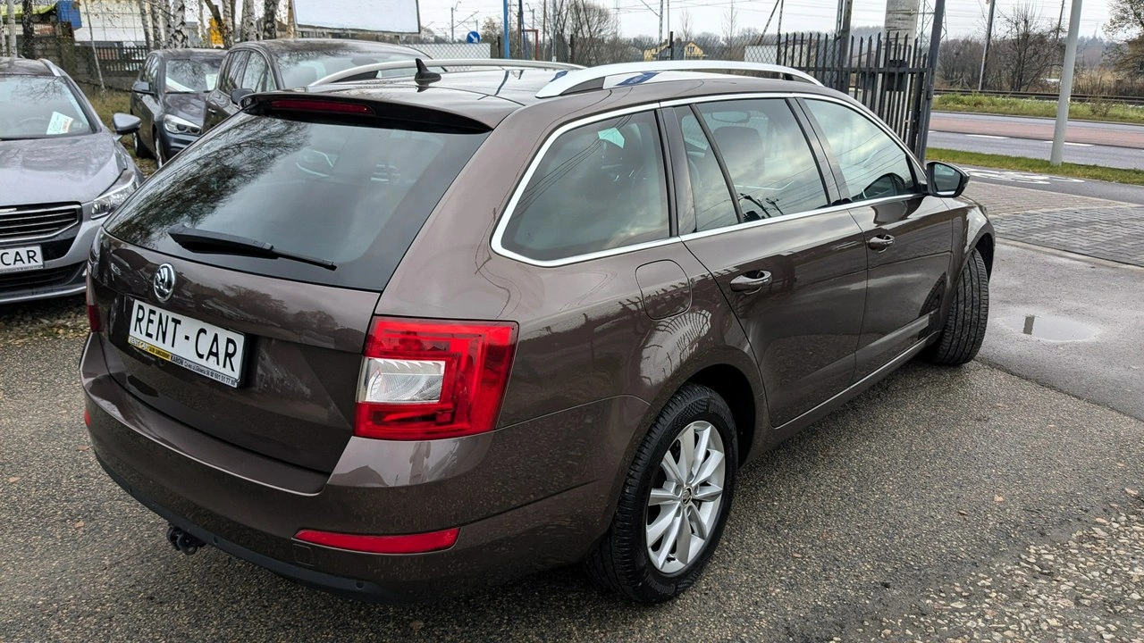 Skoda Octavia - Zdjęcie 9