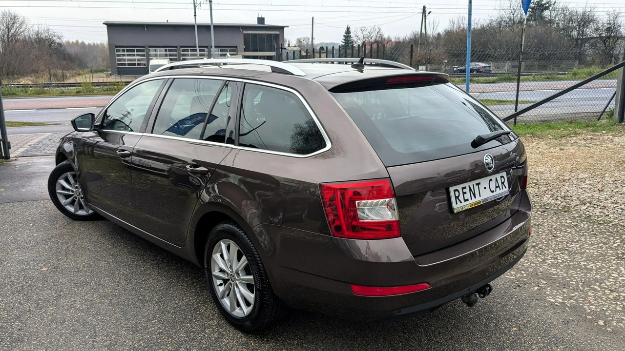 Skoda Octavia - Zdjęcie 8