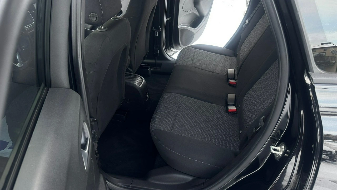 Opel Crossland X - Zdjęcie 9