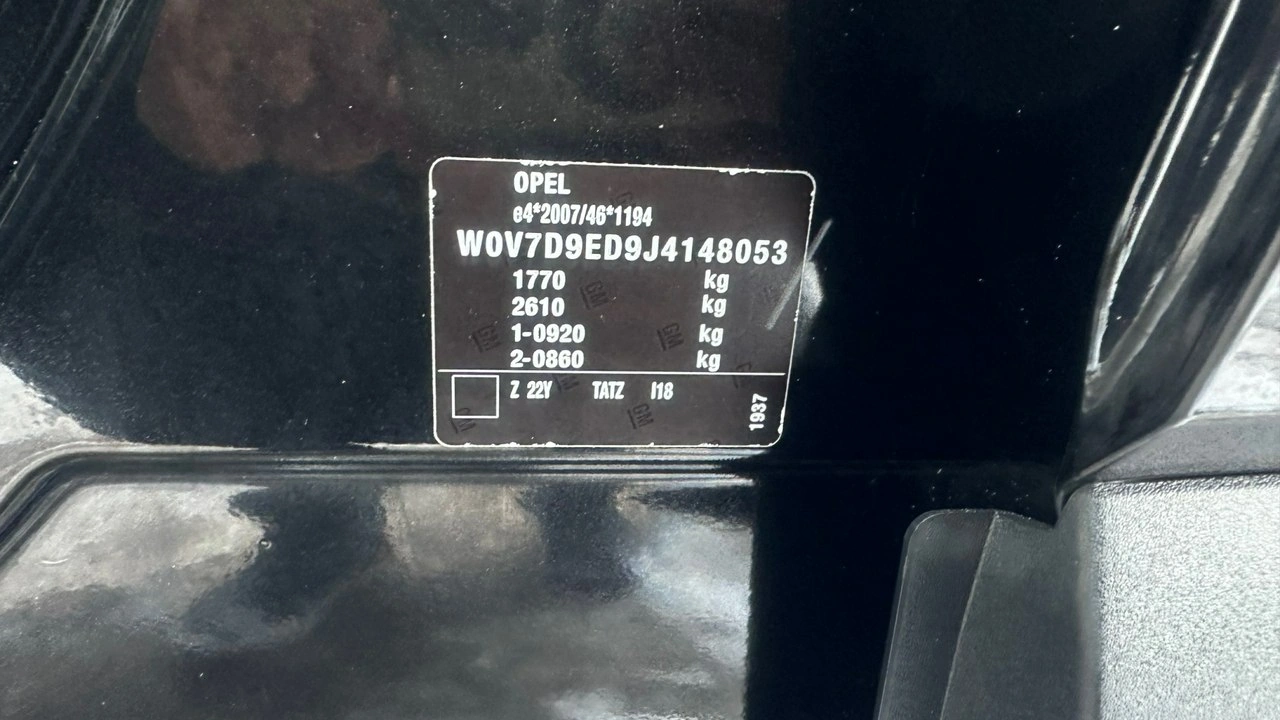 Opel Crossland X - Zdjęcie 19