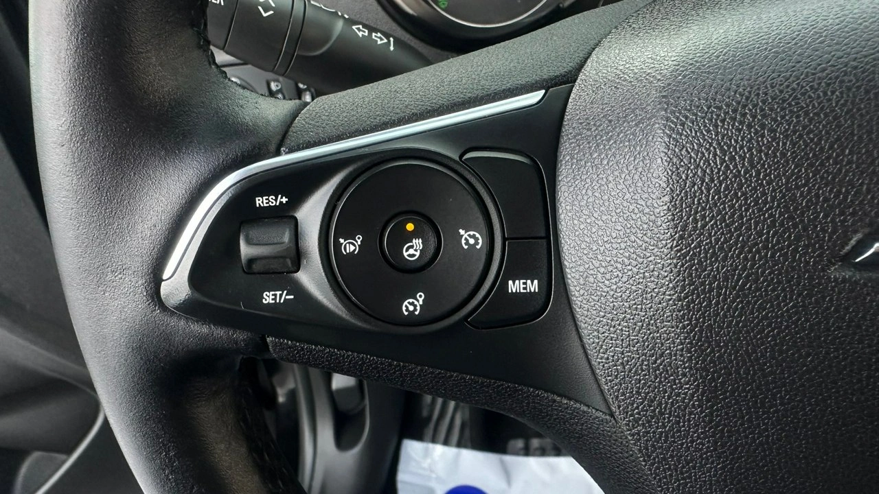 Opel Crossland X - Zdjęcie 22