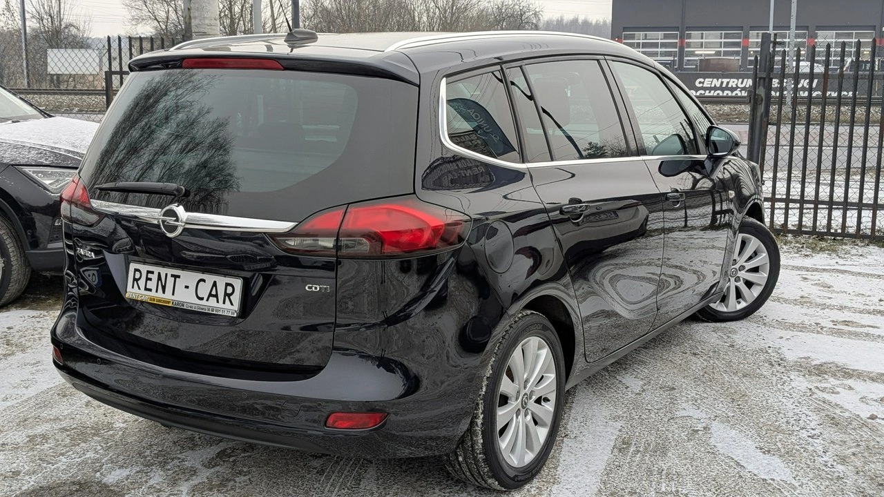 Opel Zafira - Zdjęcie 9