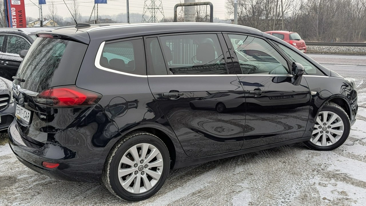 Opel Zafira - Zdjęcie 11
