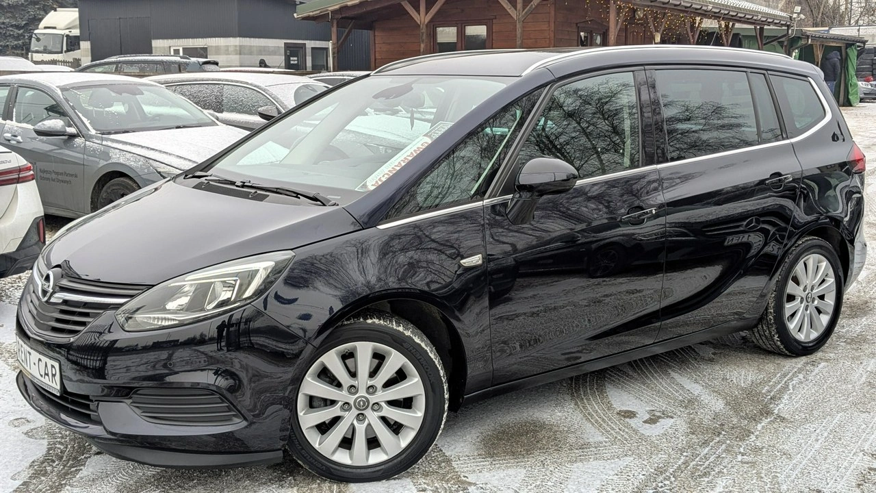 Opel Zafira - Zdjęcie 2