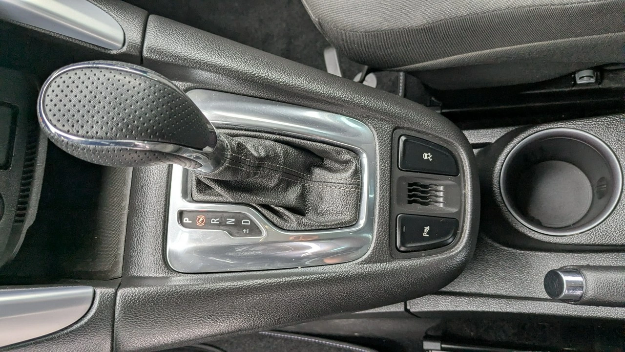 Opel Zafira - Zdjęcie 29