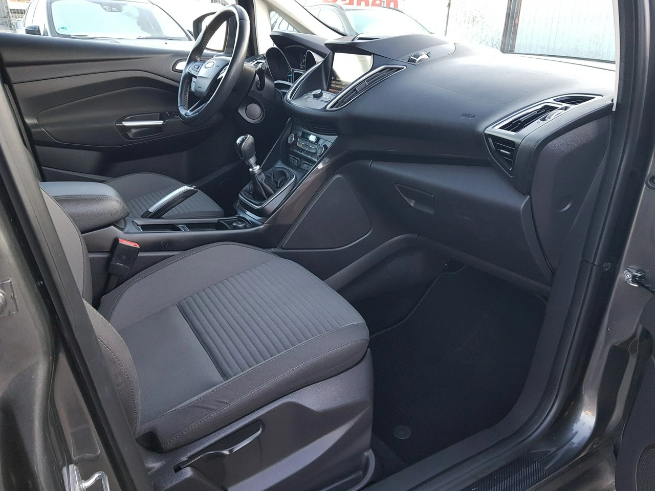 Ford C-MAX - Zdjęcie 15