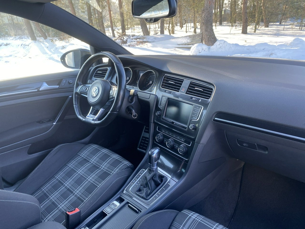 Volkswagen Golf - Zdjęcie 12