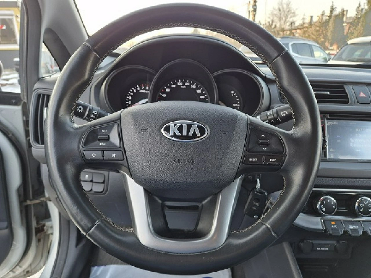 Kia Rio - Zdjęcie 12