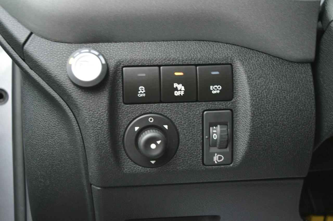 Peugeot Partner - Zdjęcie 27