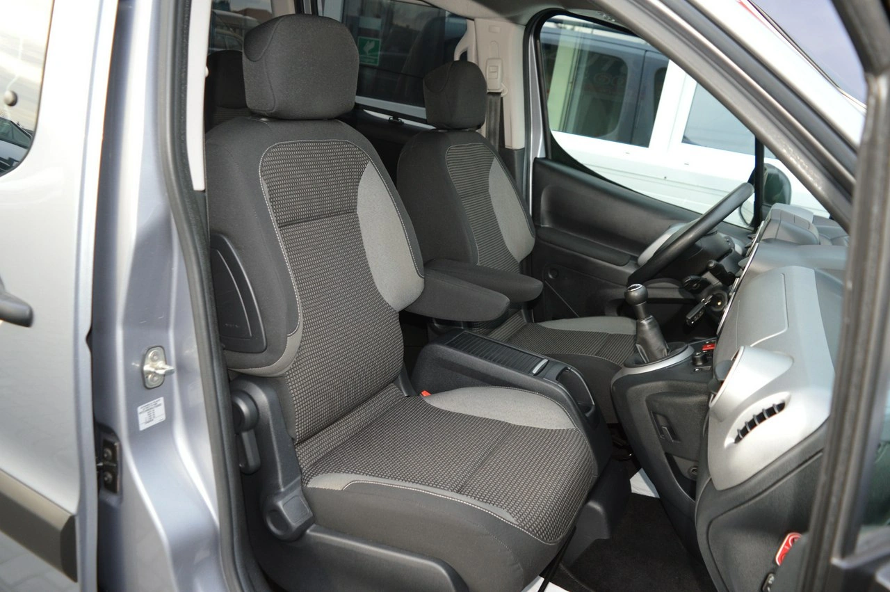 Peugeot Partner - Zdjęcie 29