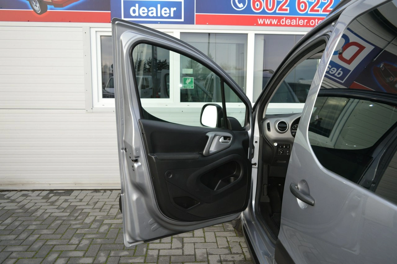 Peugeot Partner - Zdjęcie 37