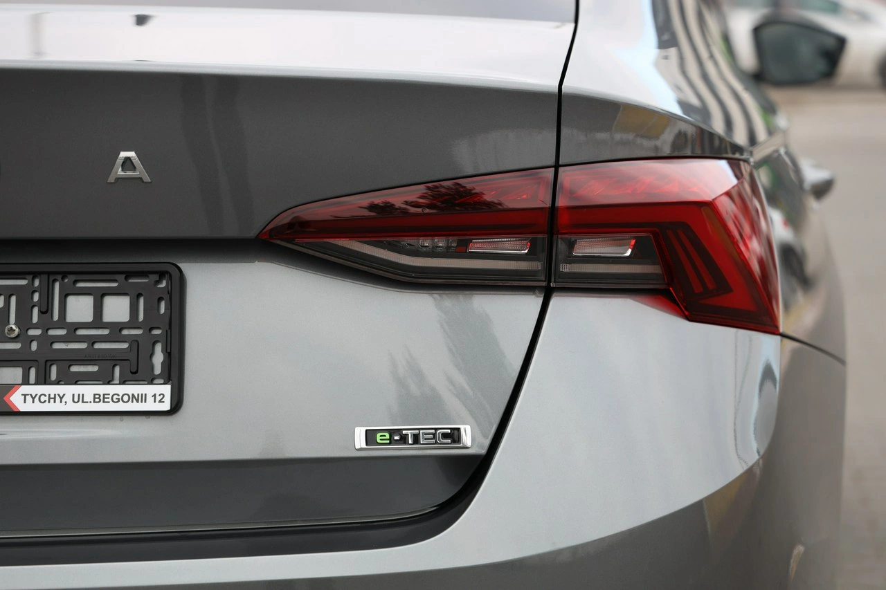 Skoda Octavia - Zdjęcie 10