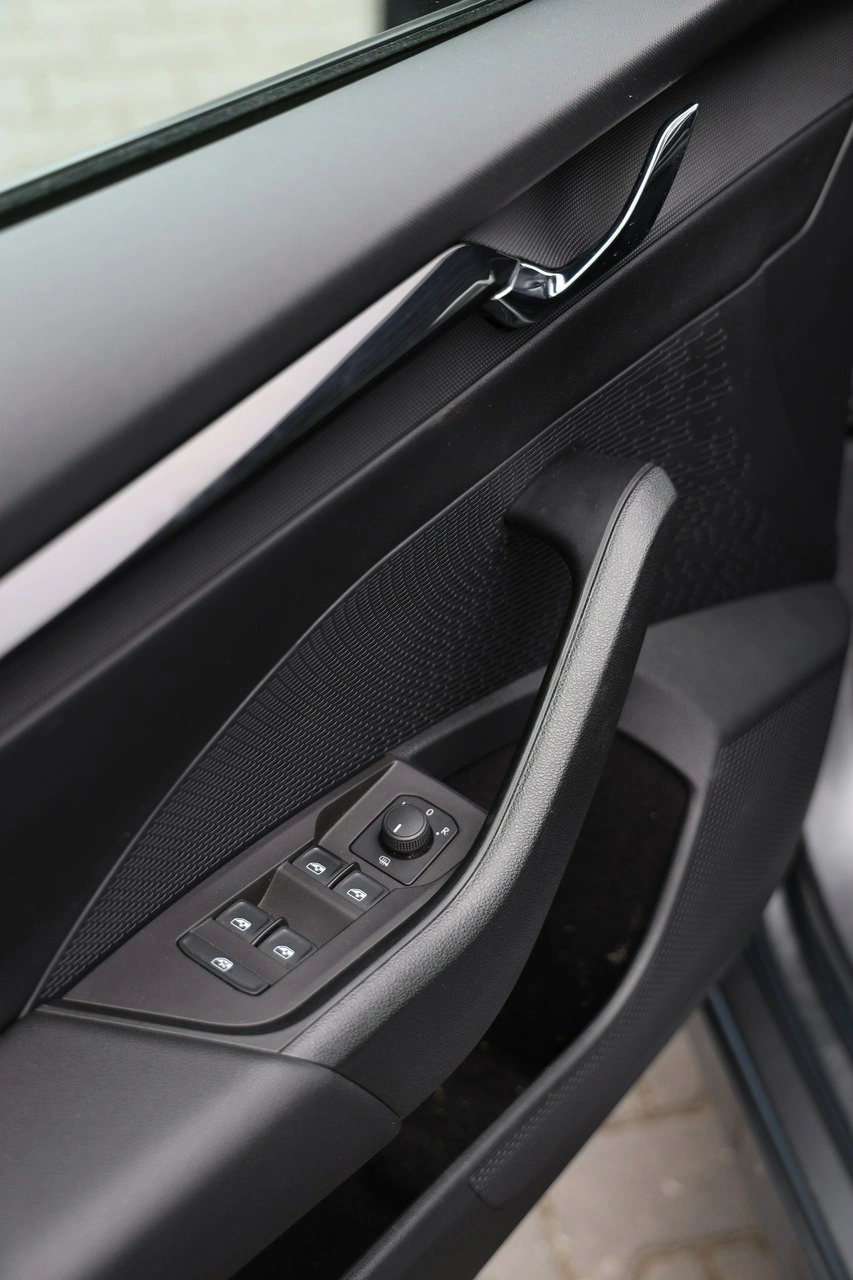 Skoda Octavia - Zdjęcie 12