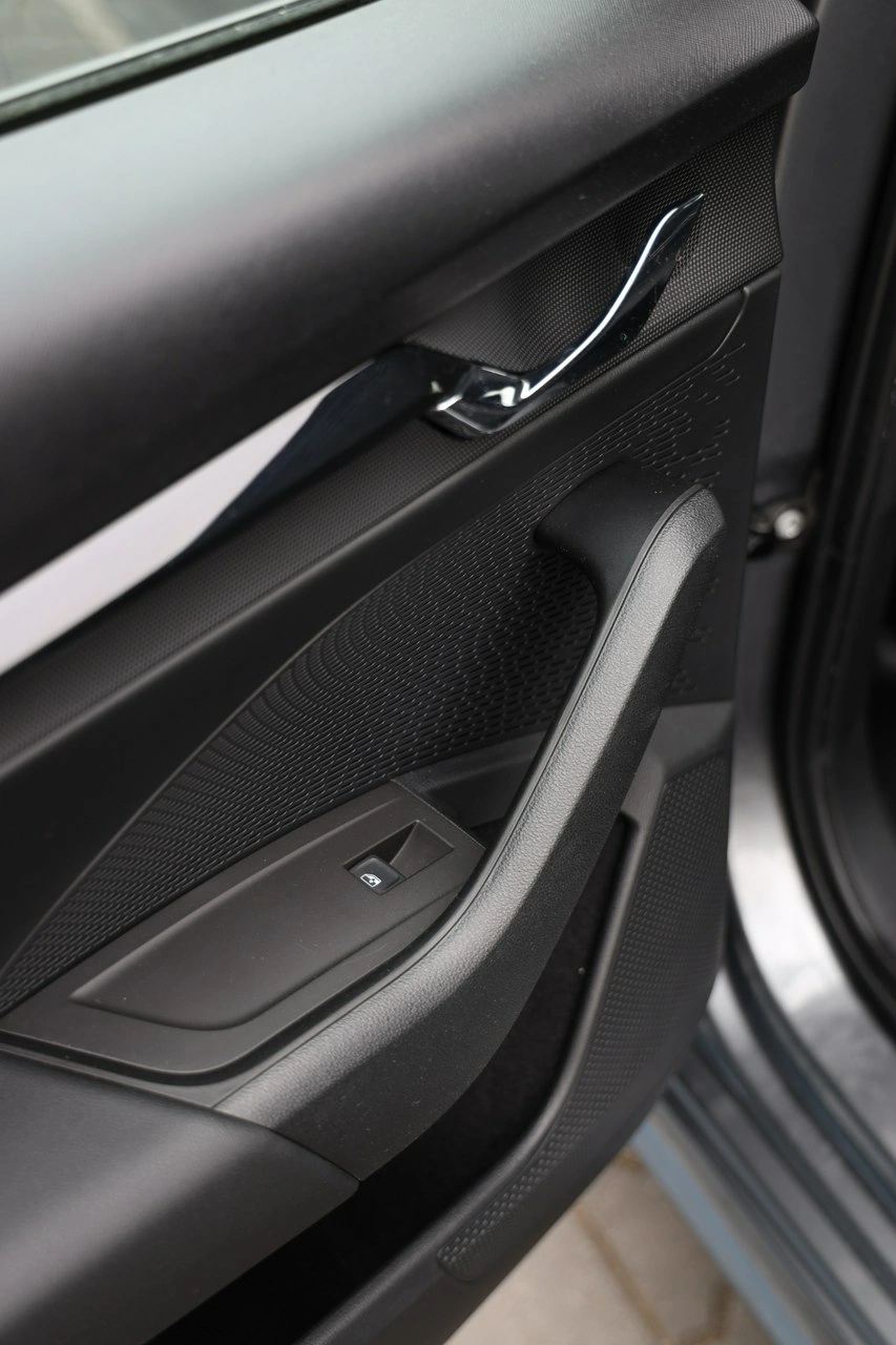 Skoda Octavia - Zdjęcie 23