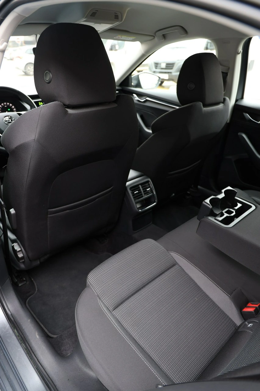 Skoda Octavia - Zdjęcie 24