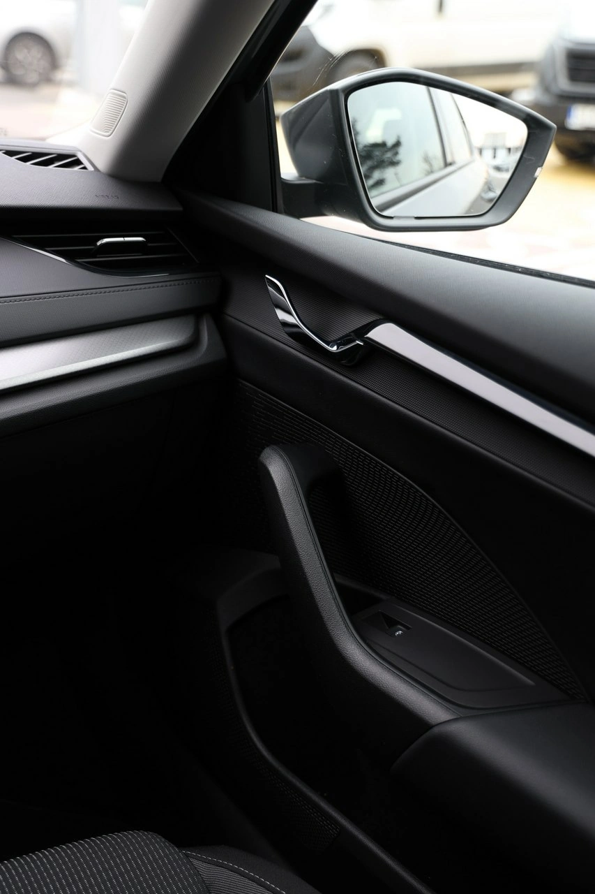 Skoda Octavia - Zdjęcie 28