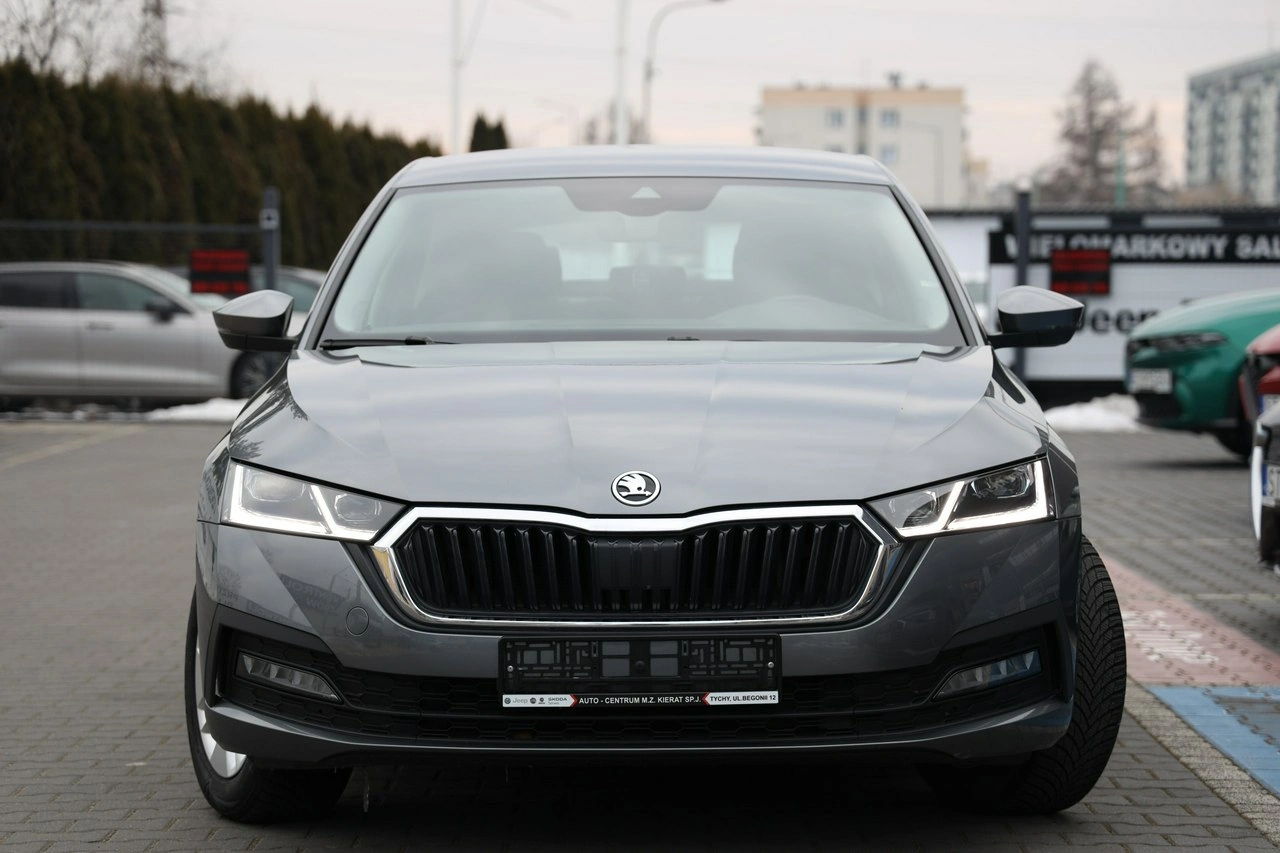 Skoda Octavia - Zdjęcie 2