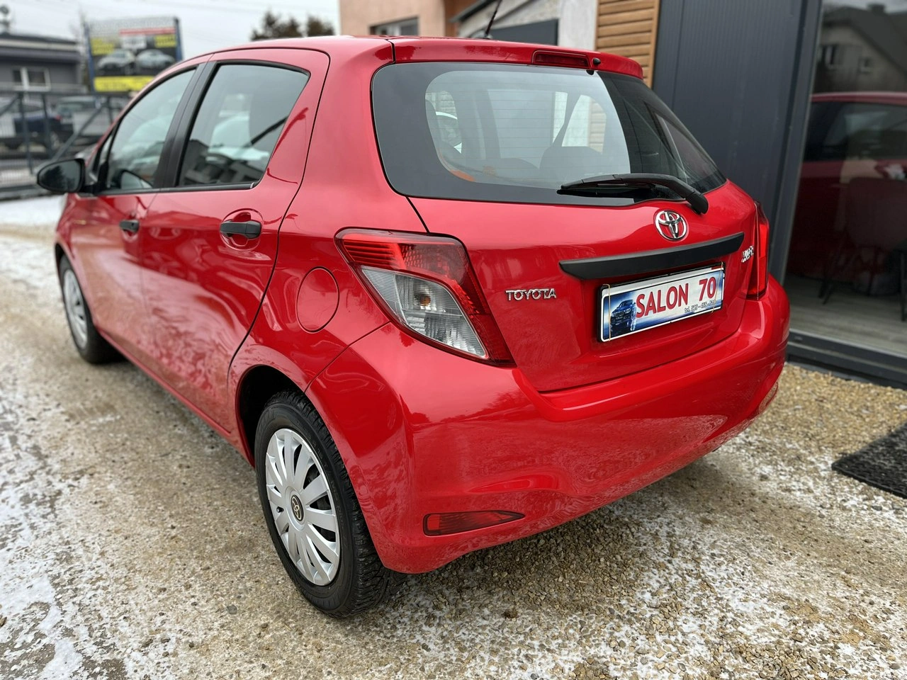 Toyota Yaris - Zdjęcie 9
