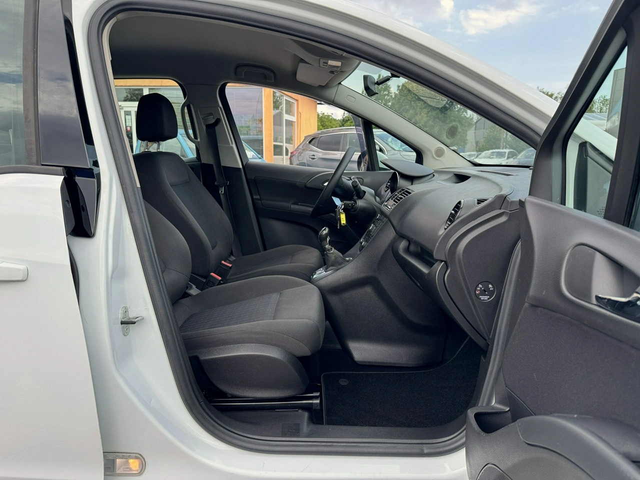 Opel Meriva - Zdjęcie 20